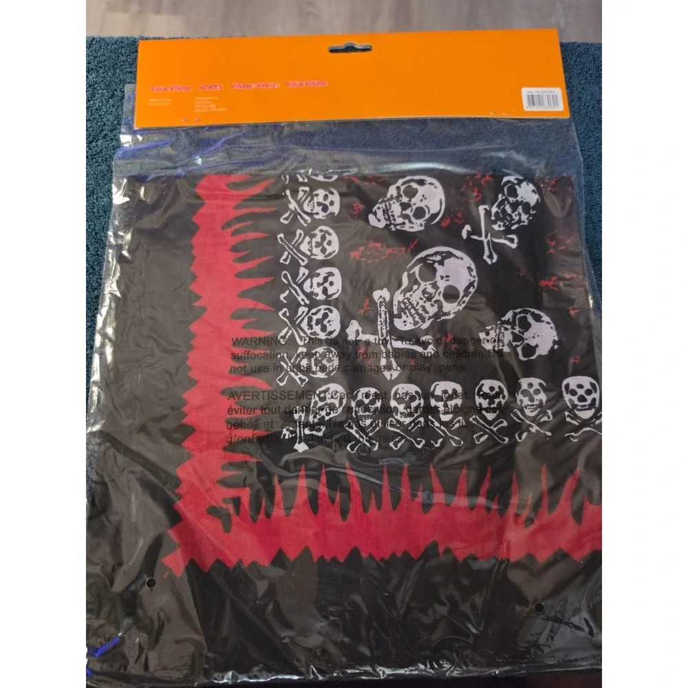 Nos Vtg BLACK SKULL CROSS BONES BANDANA SCARF HANDKERCHIEF NEW!